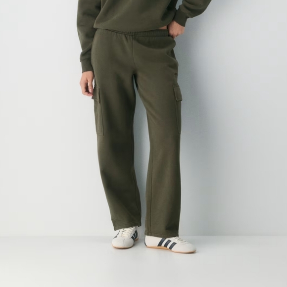 TNA Pants - TNA Green Cargo Sweats